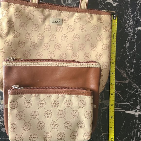 Makeup Bags - Picture 3 of 6